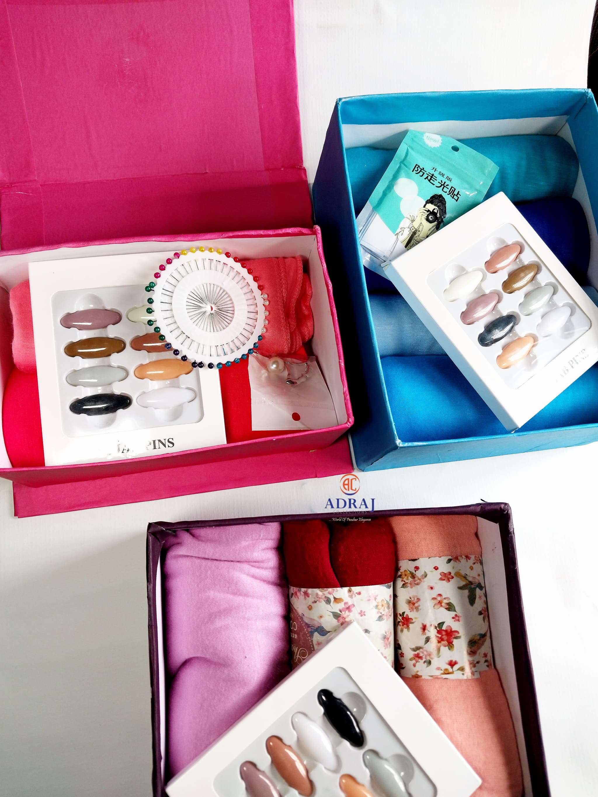 SAKEENAH GIFT BOX