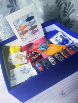 Scarf gift box