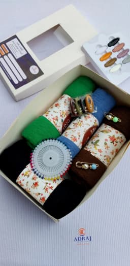 Scarf gift box